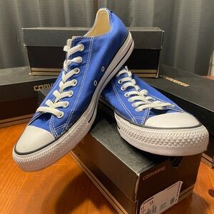 Converse Men's Blue Canvas Sneakers